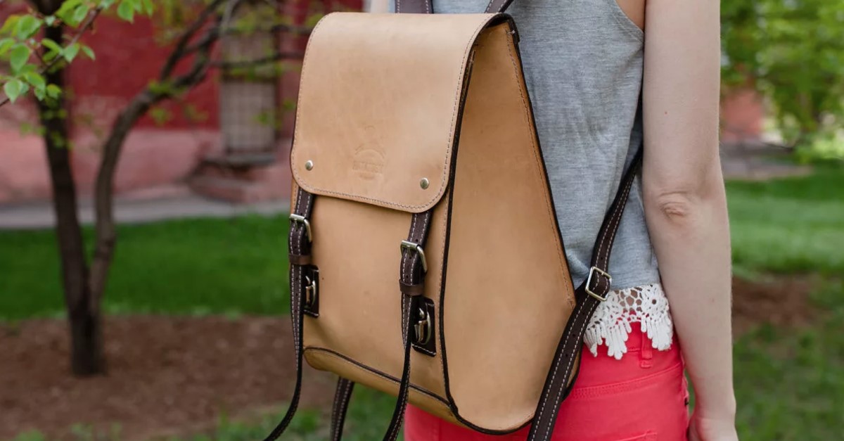 Выбор городского рюкзака для женщин — цвет, фасон и материал-01